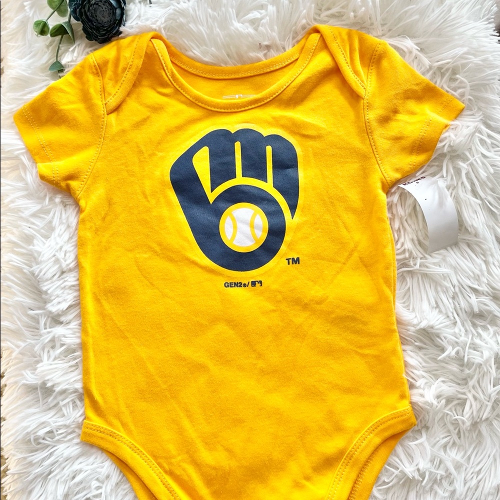 New with tag MILWAUKEE BREWERS 1 PIECE  BABY shirt SZ 24months genuine MLB MERCH